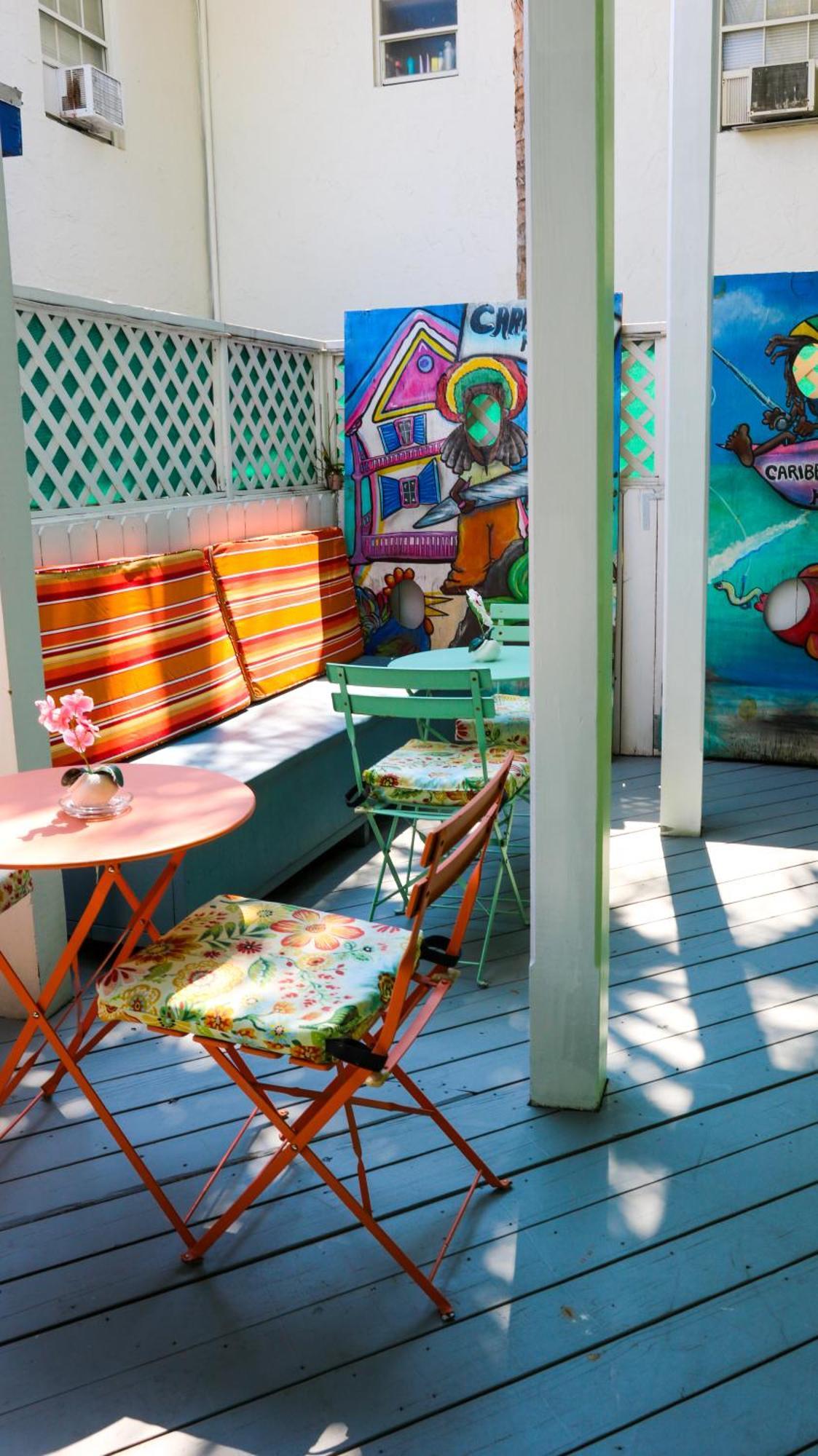 Caribbean House Hotell Key West Eksteriør bilde
