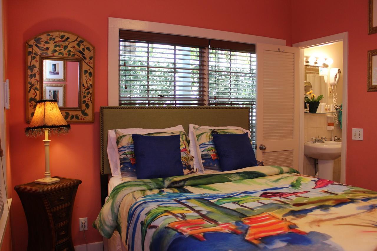 Caribbean House Hotell Key West Eksteriør bilde